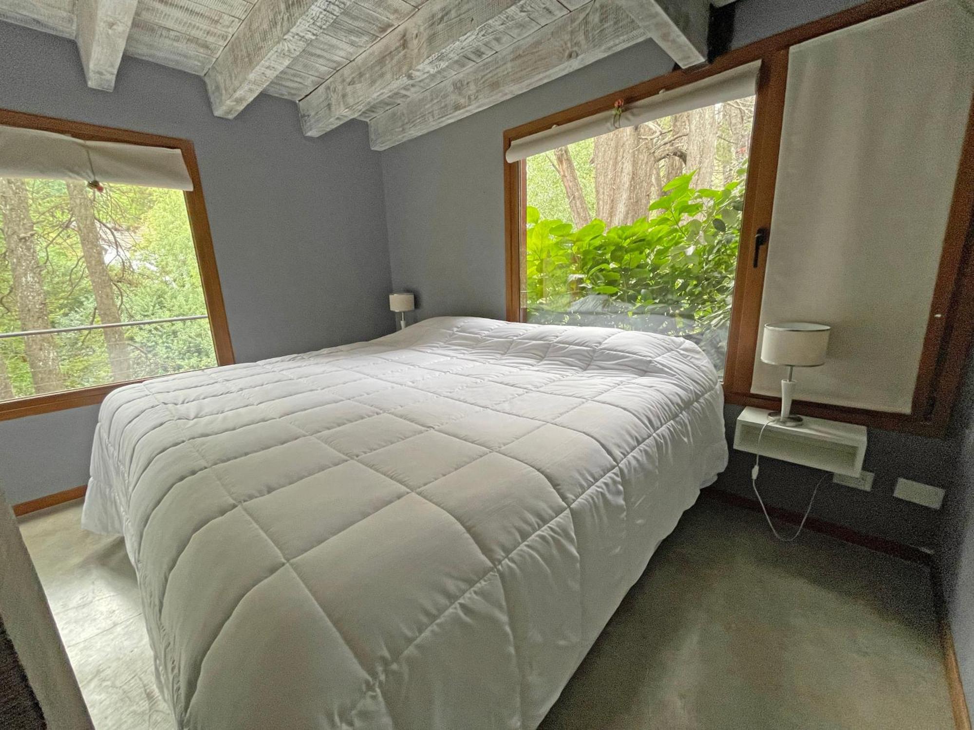 Apartahotel Rosas Blancas 3*